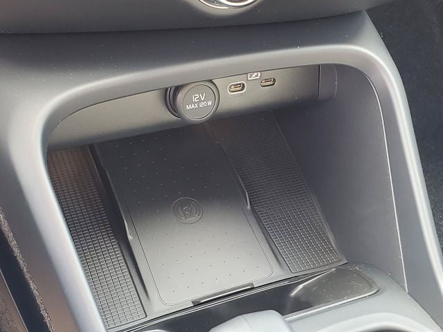 2026 Volvo XC40 B5 Core