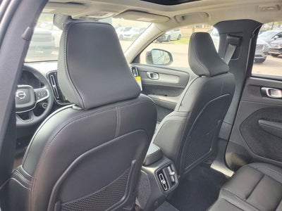 2026 Volvo XC40 B5 Core