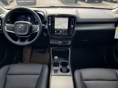 2026 Volvo XC40 B5 Core