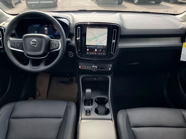 2026 Volvo XC40 B5 Core