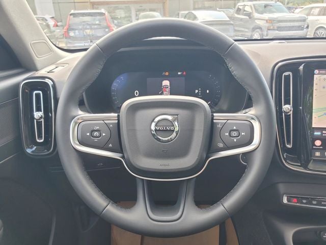 2026 Volvo XC40 B5 Core