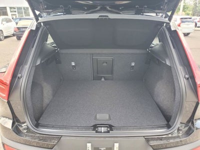 2026 Volvo XC40 B5 Core