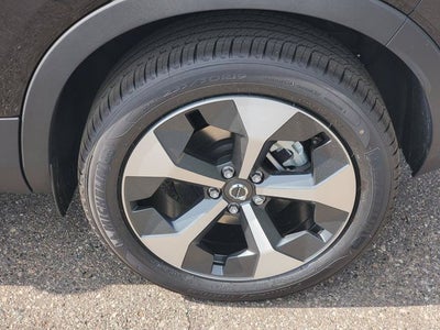2026 Volvo XC40 B5 Core