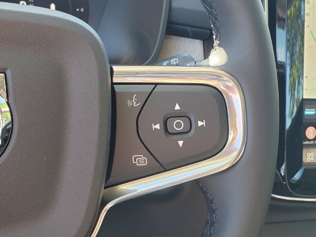 2026 Volvo XC40 B5 Core