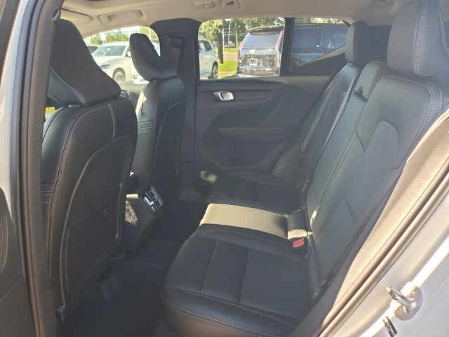 2026 Volvo XC40 B5 Core