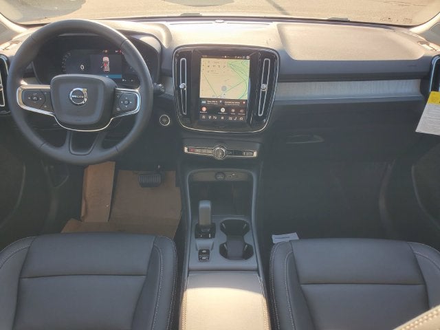 2026 Volvo XC40 B5 Core