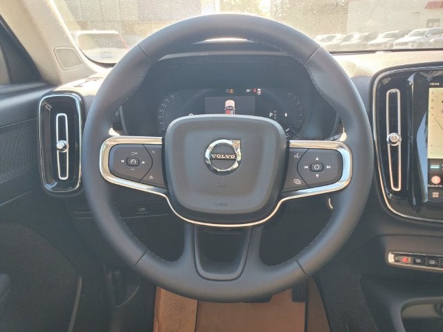 2026 Volvo XC40 B5 Core