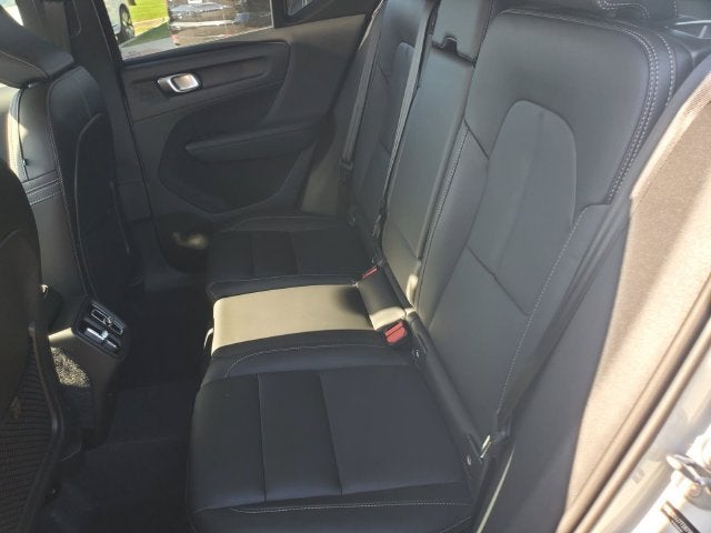 2026 Volvo XC40 B5 Core