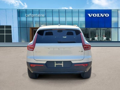 2026 Volvo XC40 B5 Core