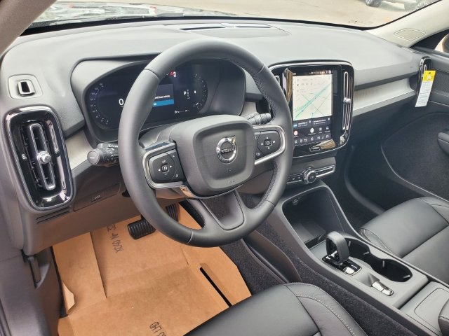 2026 Volvo XC40 B5 Core