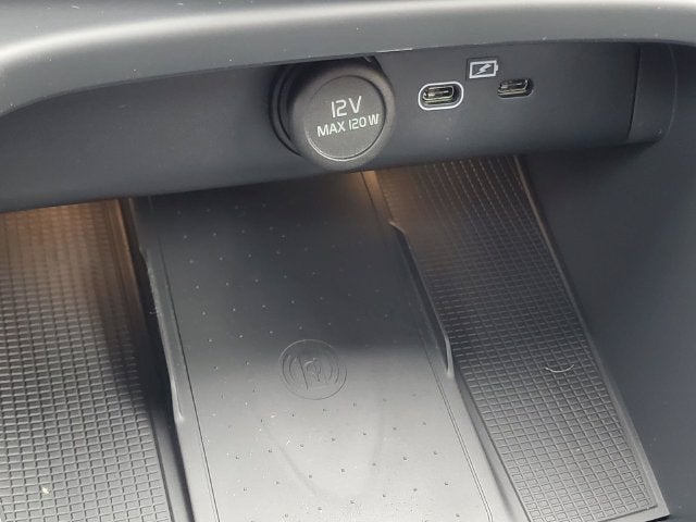 2026 Volvo XC40 B5 Core