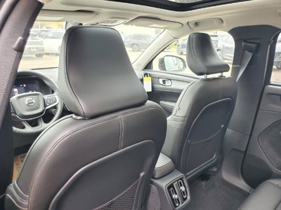 2026 Volvo XC40 B5 Core