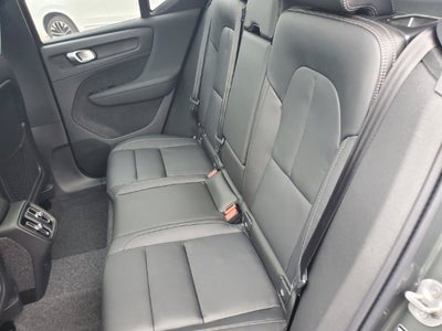2026 Volvo XC40 B5 Core