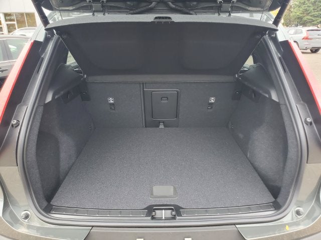 2026 Volvo XC40 B5 Core