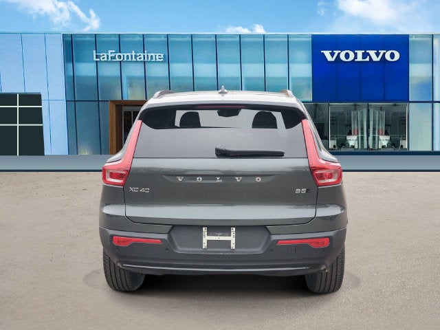 2026 Volvo XC40 B5 Core