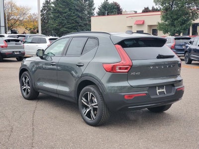 2026 Volvo XC40 B5 Core