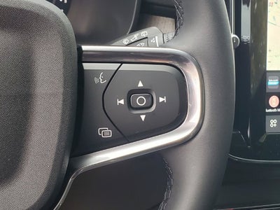 2026 Volvo XC40 B5 Core
