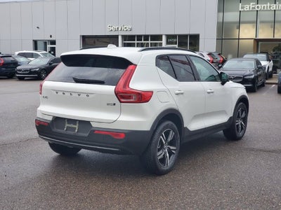 2026 Volvo XC40 B5 Core