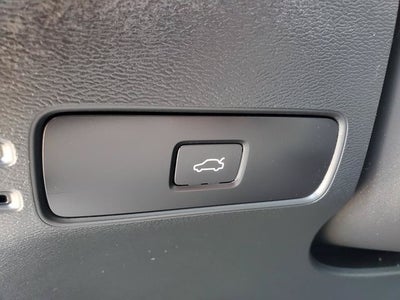 2024 Volvo XC40 B5 Core