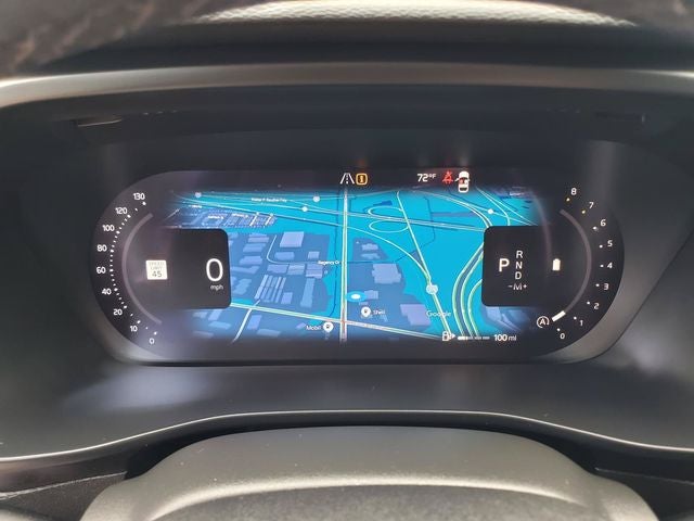 2024 Volvo XC40 B5 Core
