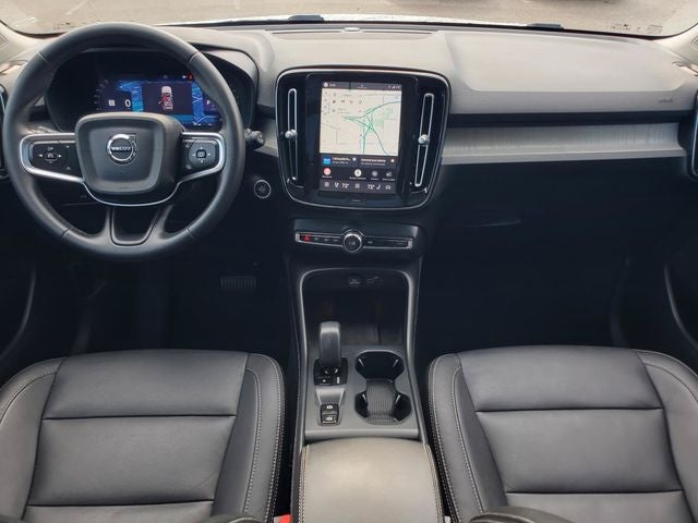 2024 Volvo XC40 B5 Core