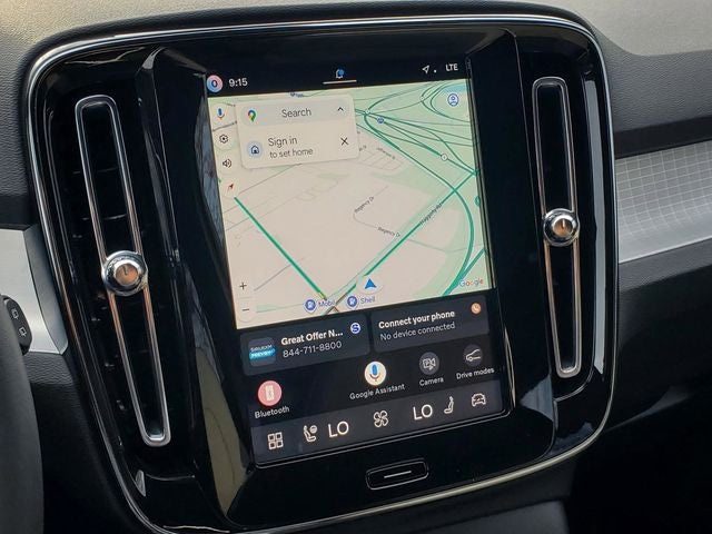 2026 Volvo XC40 B5 Core