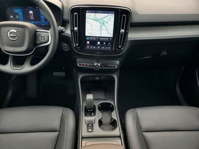 2026 Volvo XC40 B5 Core