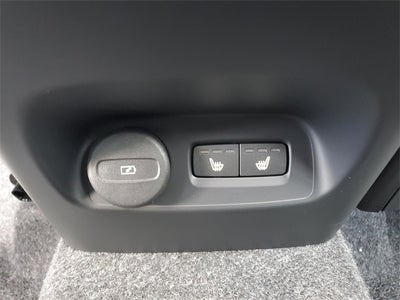 2026 Volvo XC40 B5 Core