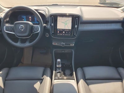 2026 Volvo XC40 B5 Ultra