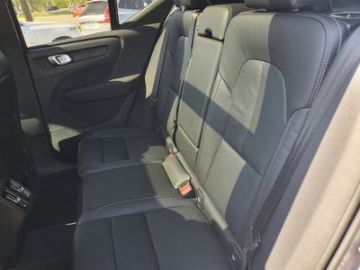 2026 Volvo XC40 B5 Ultra