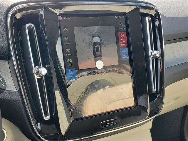 2026 Volvo XC40 B5 Ultra