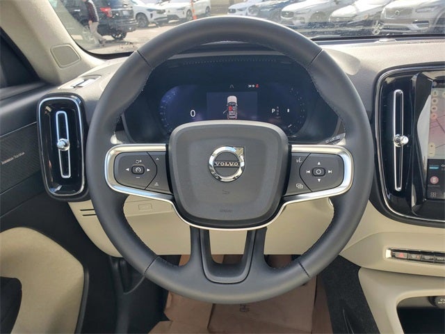 2026 Volvo XC40 B5 Ultra