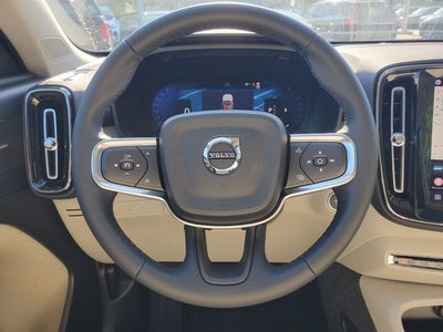 2026 Volvo XC40 B5 Ultra