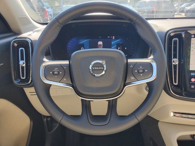 2026 Volvo XC40 B5 Ultra