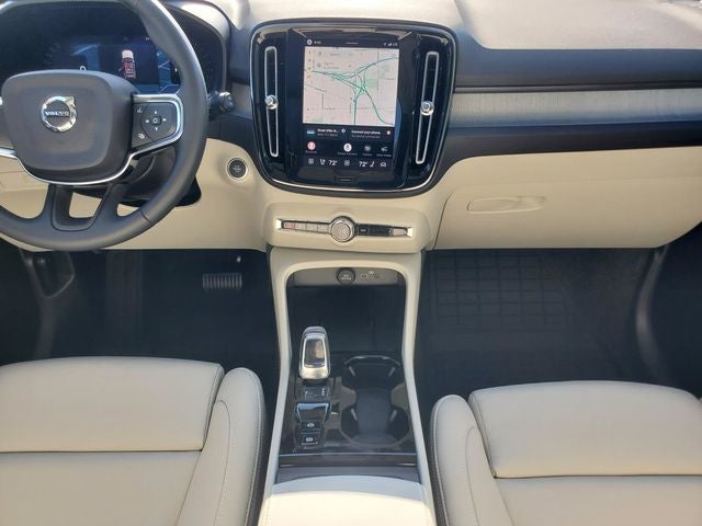 2026 Volvo XC40 B5 Ultra