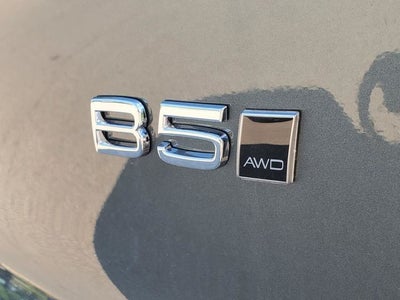 2026 Volvo XC40 B5 Ultra