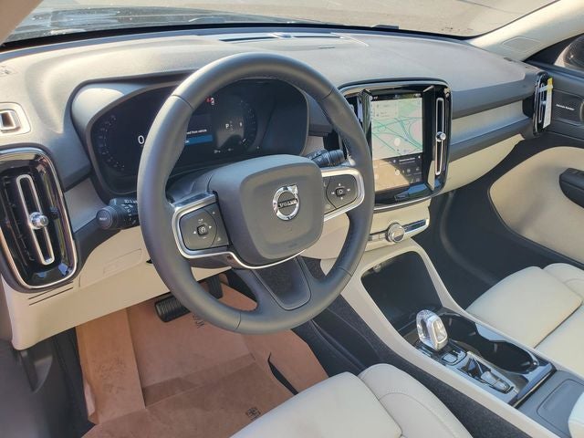2026 Volvo XC40 B5 Ultra