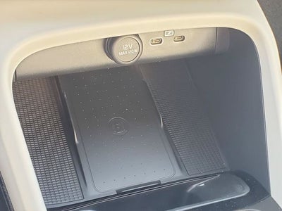 2026 Volvo XC40 B5 Ultra
