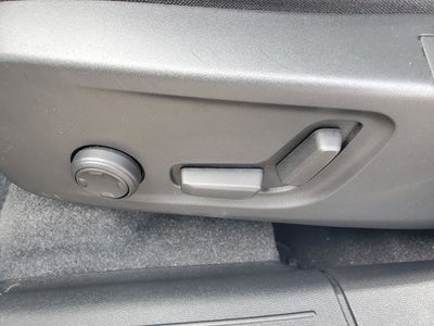 2023 Volvo XC40 B5 Core