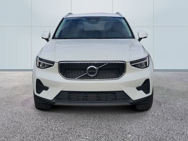 2023 Volvo XC40 B5 Core