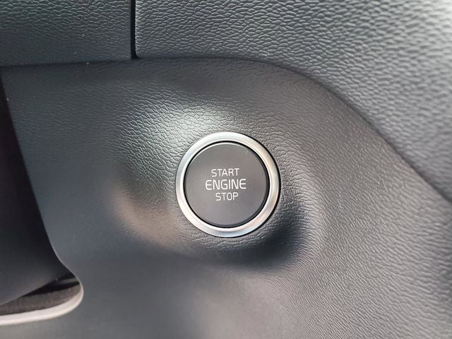 2023 Volvo XC40 B5 Core