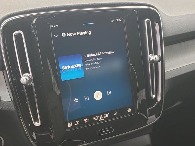 2023 Volvo XC40 B5 Core