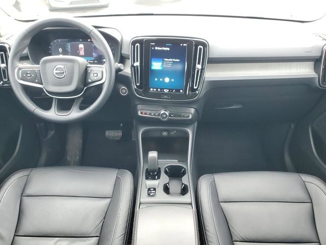 2023 Volvo XC40 B5 Core