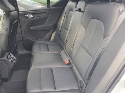 2023 Volvo XC40 B5 Core
