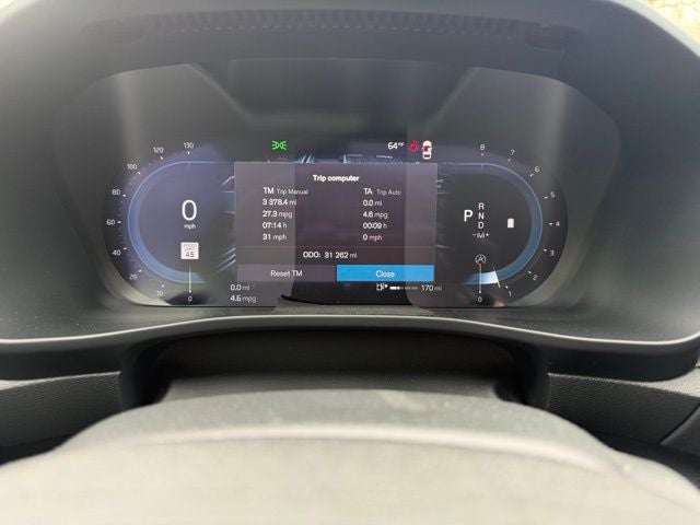 2023 Volvo XC40 B5 Plus Dark Theme