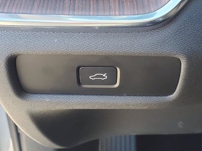 2025 Volvo V60 Cross Country B5 Plus