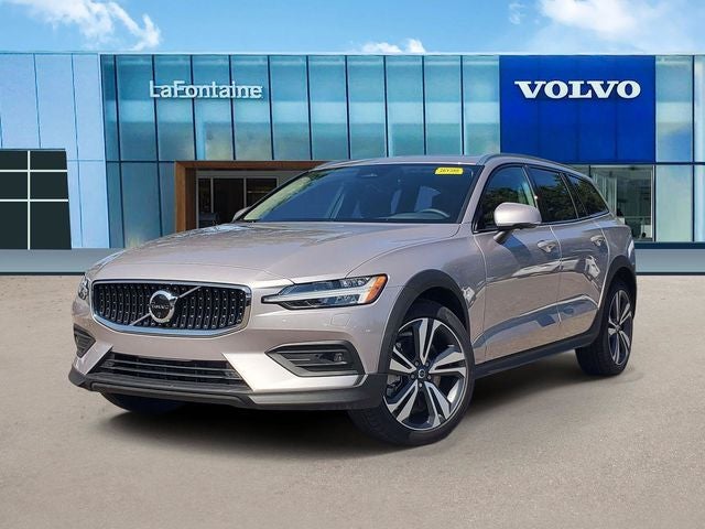 2026 Volvo V60 Cross Country B5 Plus
