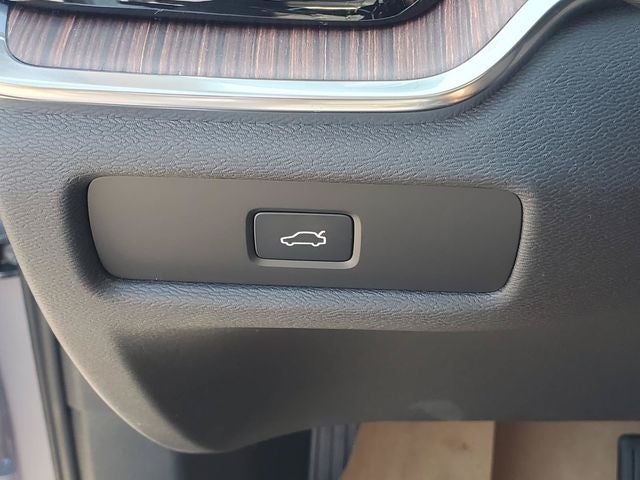 2026 Volvo V60 Cross Country B5 Plus