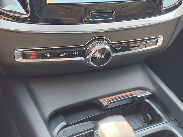 2026 Volvo V60 Cross Country B5 Plus