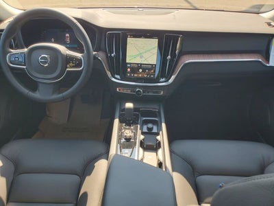 2026 Volvo V60 Cross Country B5 Plus